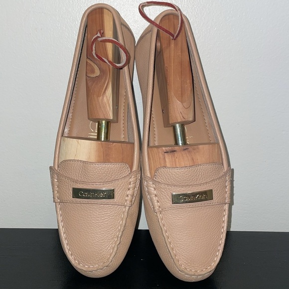 Anthropologie Calvin Klein Leta Leather Flats/Slip Ons. Size 9. Rubber Soles - Picture 3 of 13